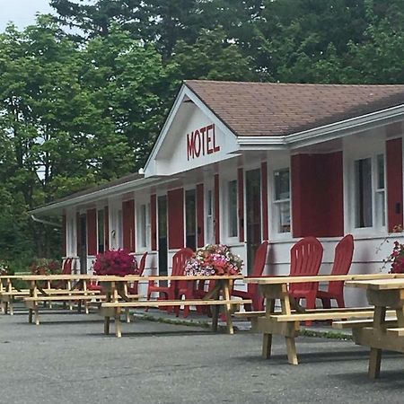 Webbers Lake Charlotte Motel Queen And Double Bed Exteriér fotografie