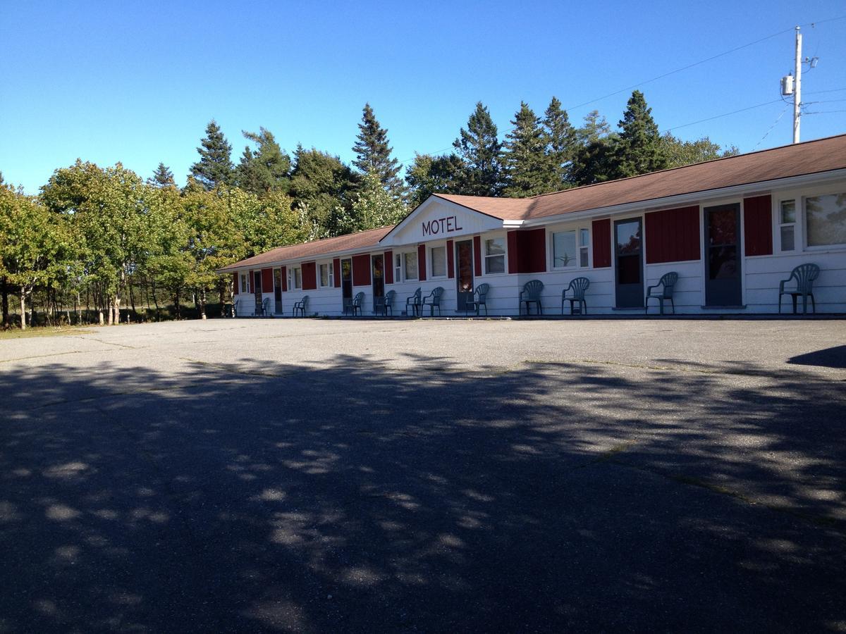 Webbers Lake Charlotte Motel Queen And Double Bed Exteriér fotografie